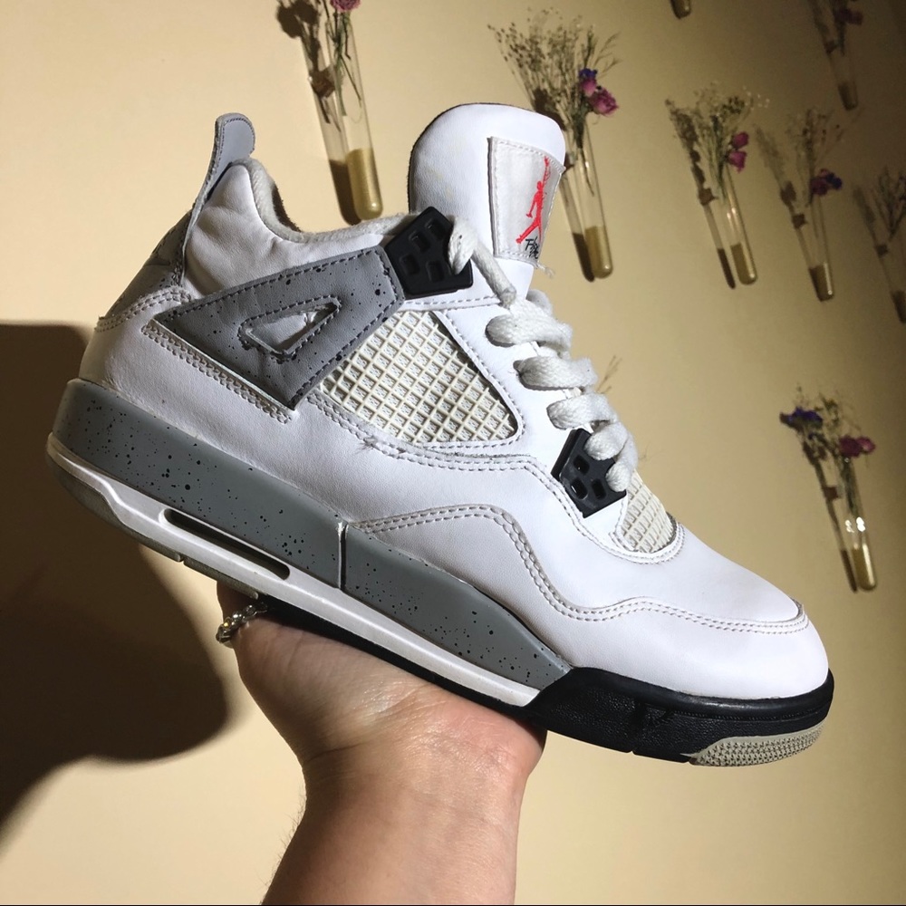 Nike Air Jordan 4 Retro ‘CEMENT’ OG GS